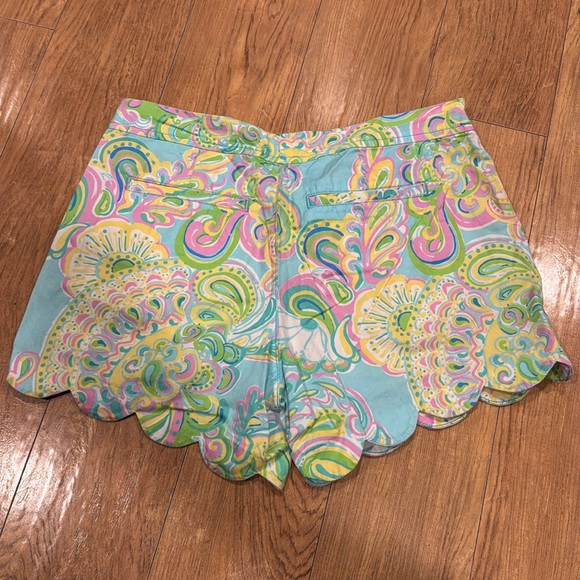 Lilly Pulitzer Buttercup Short - Picture 2 of 4
